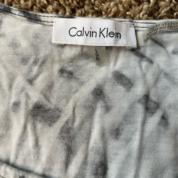 Calvin Klein large white and black opens sleeve blouse - Picture 5 of 7